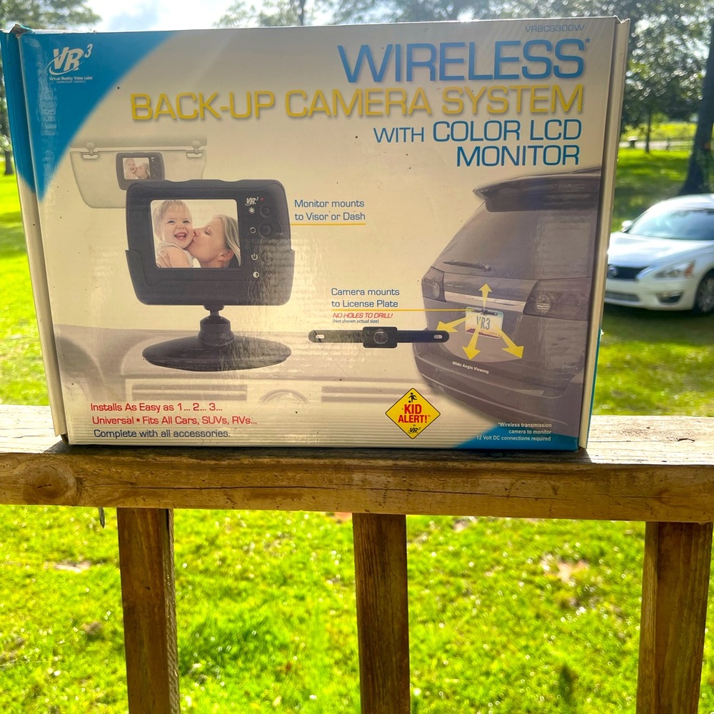 Wireless Back Up Camera System with Color LCD Monitor